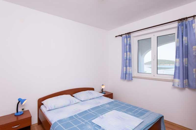 Apartmani Dubravko Putnikovic Exterior photo